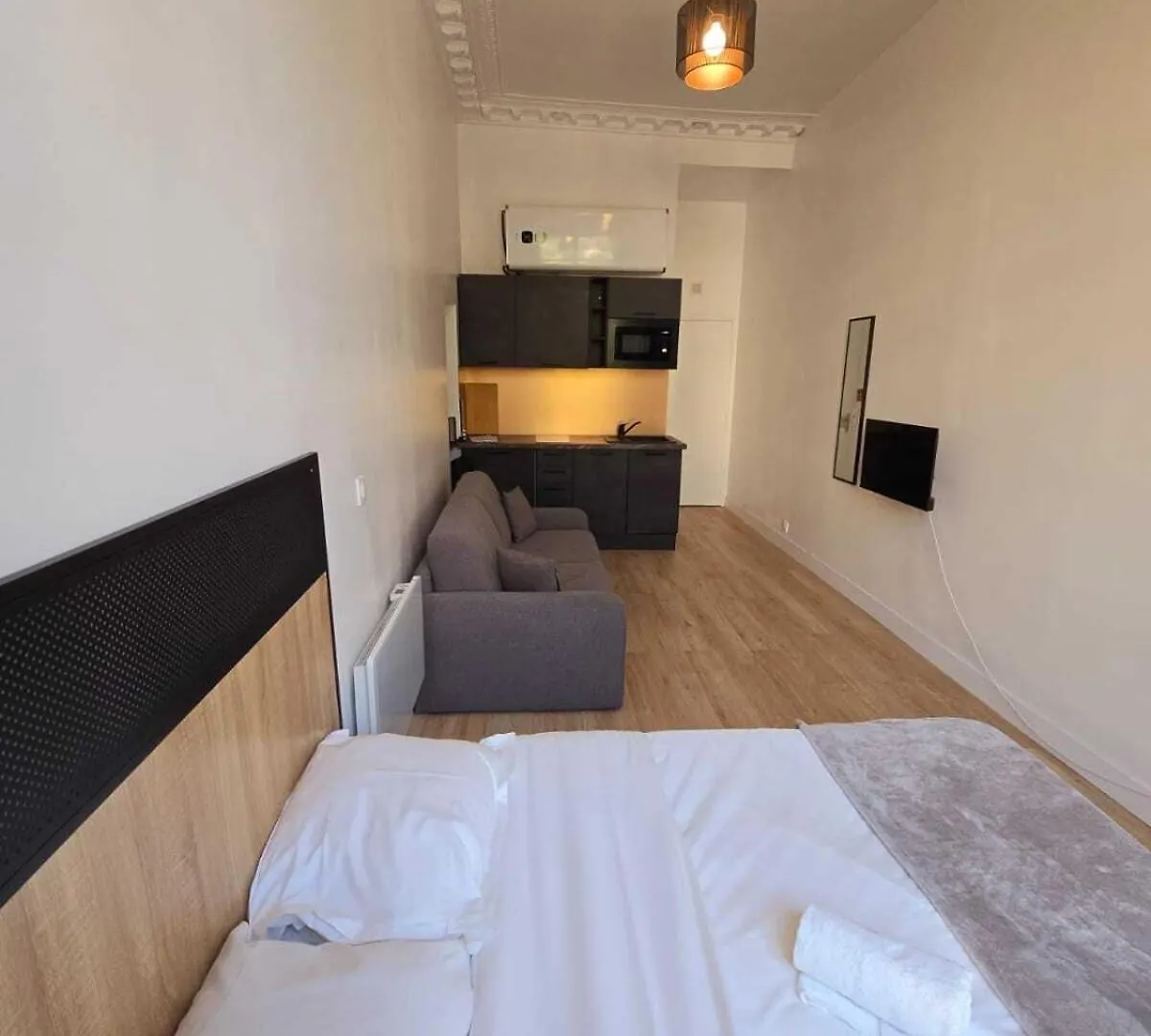 Studio Montorgueil París 0*,  Francia